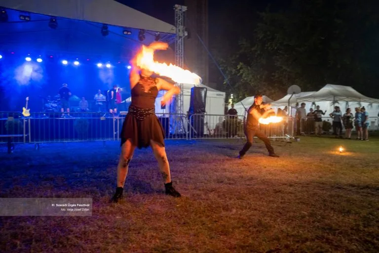 tűzzsonglőrök 0031.jpg